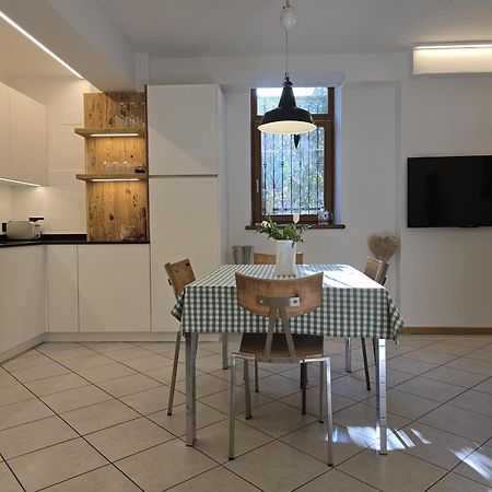 Dolomiten Lounge - Moderno Con Parcheggio Privato Pergine Valsugana Bagian luar foto